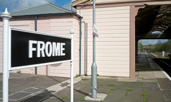 Photo showing the Frome sign at the railway station