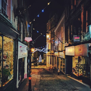 Christmas scene of Stony Street, Frome