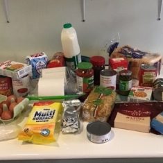 Picture of contents of emergency food parcel