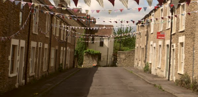 Bunting on New buildings lane