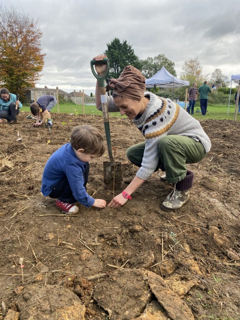 People planting trees